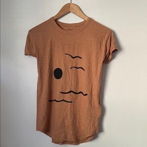 Madewell Rust Short Sleeve Crewneck Tee with Black Graphic